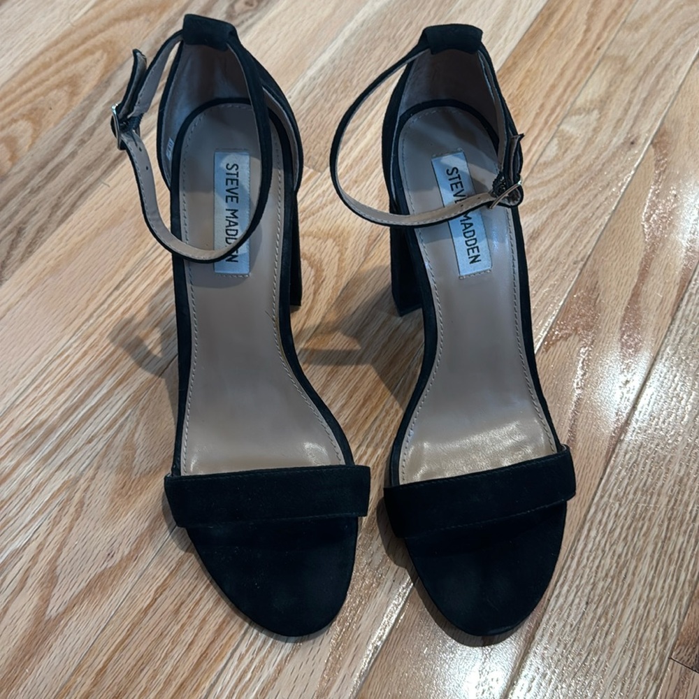 Steve Madden strappy sandal with block heel, size 10